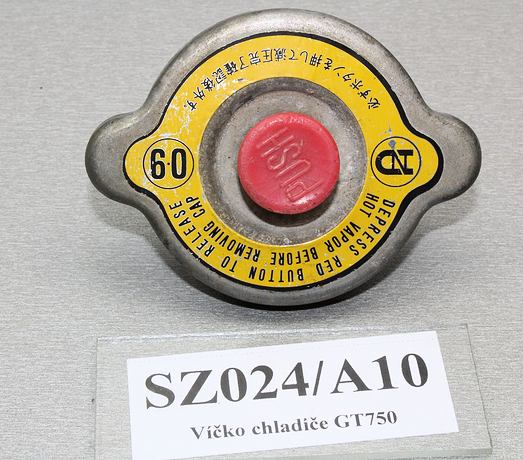 Víčko chladiče/Radiator cap Suzuki GT 750