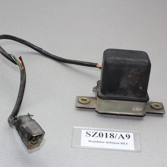 Regulátor dobíjení (Voltage regulator) Suzuki RE 5 Wankel