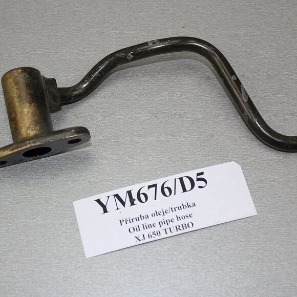 Příruba oleje / Oil line pipe hose Yamaha XJ 650 TURBO
