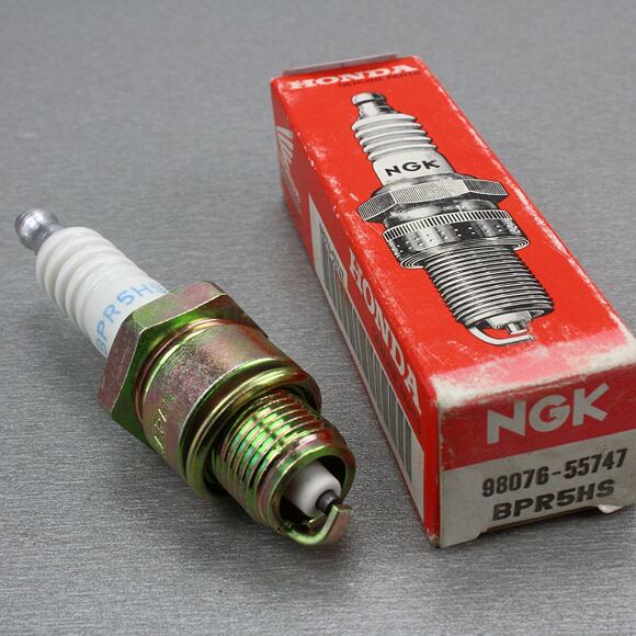 Svíčka NGK BPR5HS No:98076-55747 Code:6222
