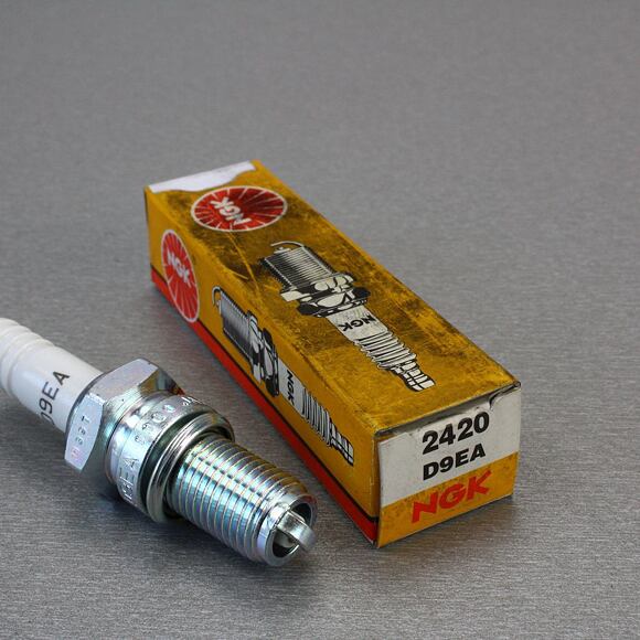 Svíčka NGK D9EA No:2420